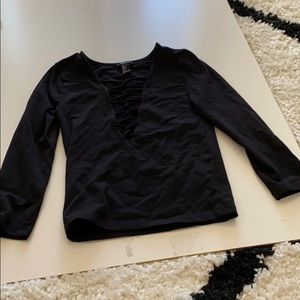Black low front 3/4 sleeve S